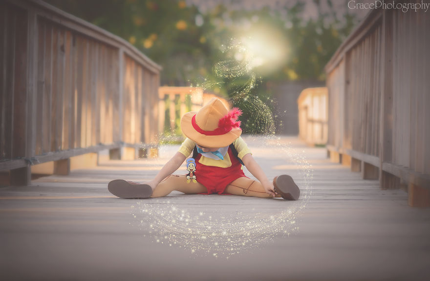 Texas Mom Photographs Her Children Dressed In Their Favorite Disney Characters, And The Results Are Amazing Texas Mom Photographs Her Children Dressed In Their Favorite Disney Characters, And The Results Are Amazing