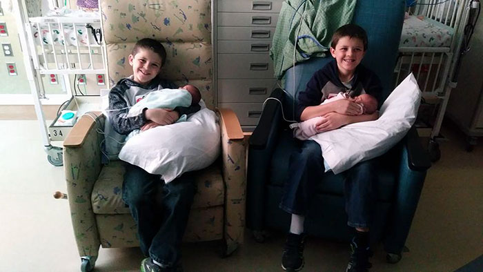 Woman Gives Birth To Another Set Of Rare Identical Twins Against 10-Million-To-One Odds Woman Gives Birth To Another Set Of Rare Identical Twins Against 10-Million-To-One Odds