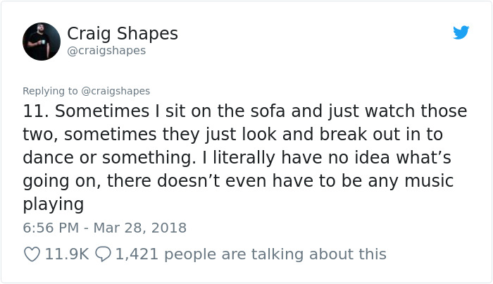 Guy Moves In With Two Women, Is Surprised At How Different They Do Everything Guy Moves In With Two Women, Is Surprised At How Different They Do Everything