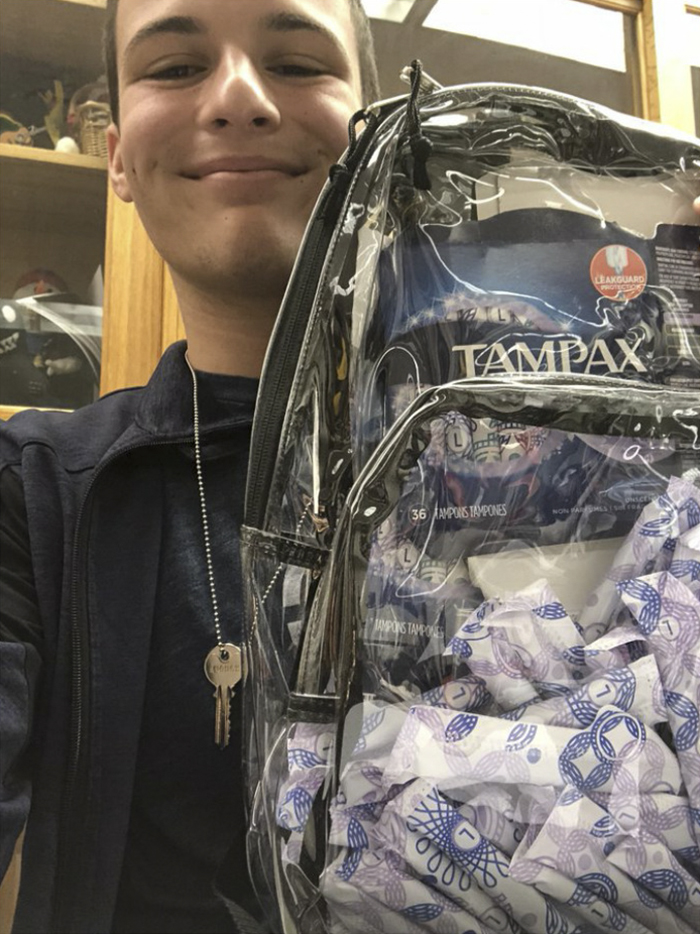 Parkland Students Are Trolling Their Mandatory Clear Backpacks By Carrying Things That Scare Conservatives The Most