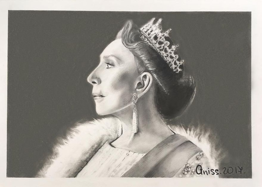 Hyper-Realistic Portraits With Just One Pencil