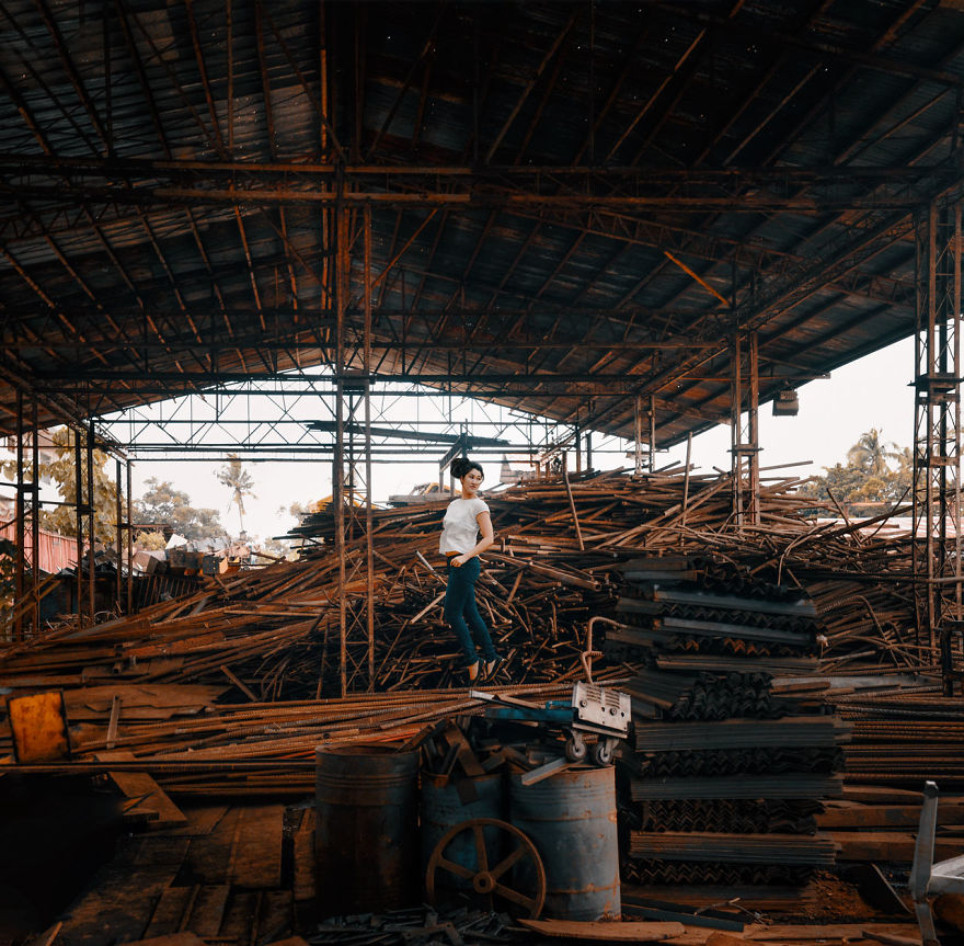 I Stayed At A Junkyard For A Week, I Made It As Surreal As Possible I Stayed At A Junkyard For A Week, I Made It As Surreal As Possible