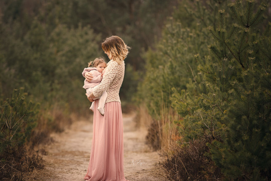 Breastfeeding Should Be Normal For Everyone And And I Want To Show The Beautiful Side Breastfeeding Should Be Normal For Everyone And And I Want To Show The Beautiful Side