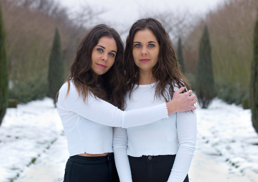 Portraits Of Identical Twins Show Just How Different They Are