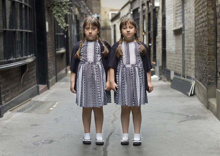 Portraits Of Identical Twins Show Just How Different They Are