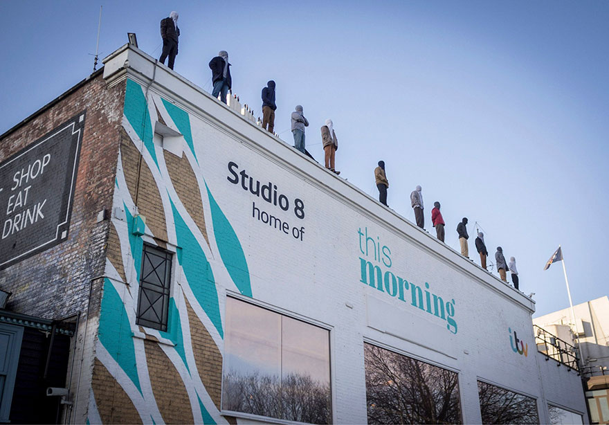 84 Sculptures Appear On Top Of A Building In London To Bring Awareness To Male Suicide Problem