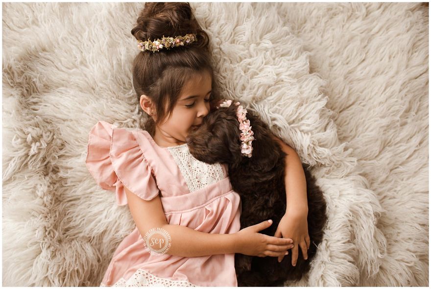 Puppy &#8216;Newborn&#8217; Pictures: I Dressed Up My Dogs