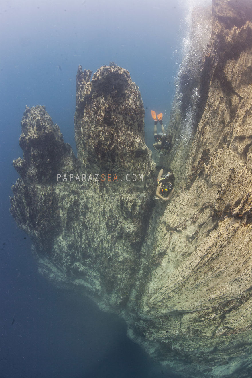 Seven Wonderful Photos Of An Out-Worldly Underwater Lake Which Will Make You Want To Go And Explore It Now… Seven Wonderful Photos Of An Out-Worldly Underwater Lake Which Will Make You Want To Go And Explore It Now…