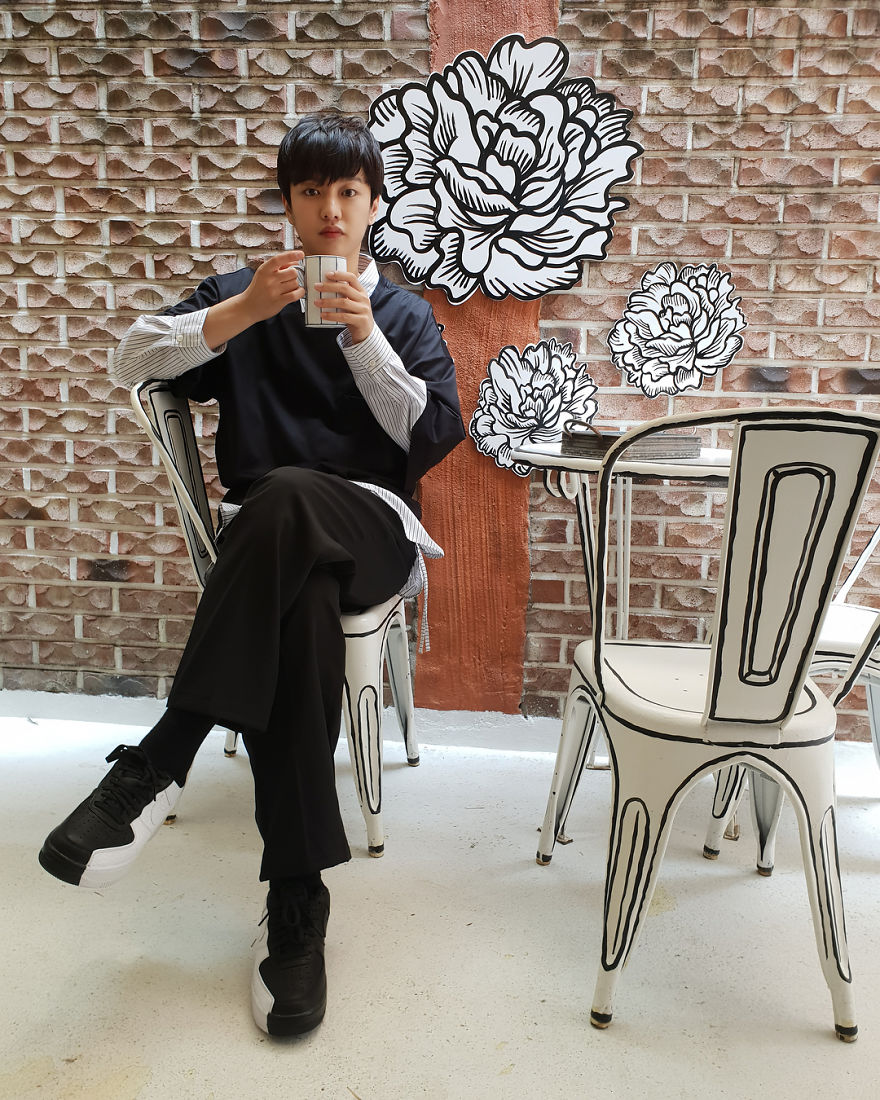 This Unusual Café In Seoul Will Make You Feel Like You Walked Into A Cartoon This Unusual Café In Seoul Will Make You Feel Like You Walked Into A Cartoon