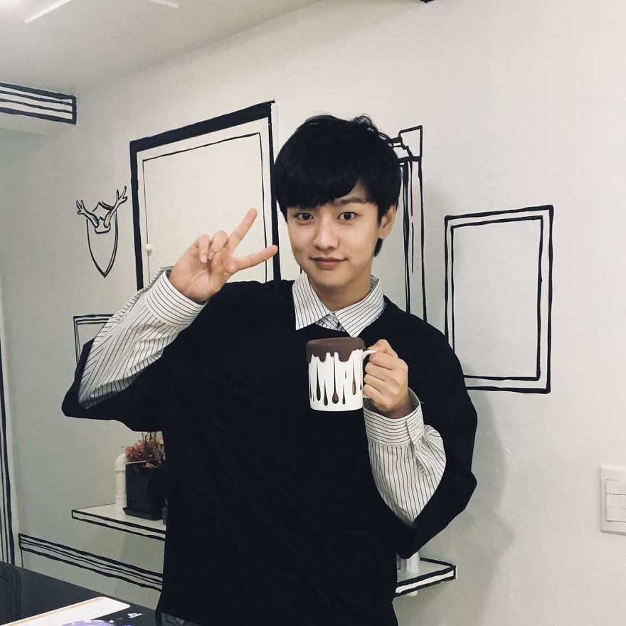 This Unusual Café In Seoul Will Make You Feel Like You Walked Into A Cartoon This Unusual Café In Seoul Will Make You Feel Like You Walked Into A Cartoon