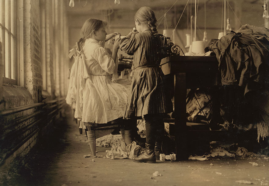 Gruesome Pictures From The 1900s Showing The Struggles Of Working Children Before Child Labor Was Abolished