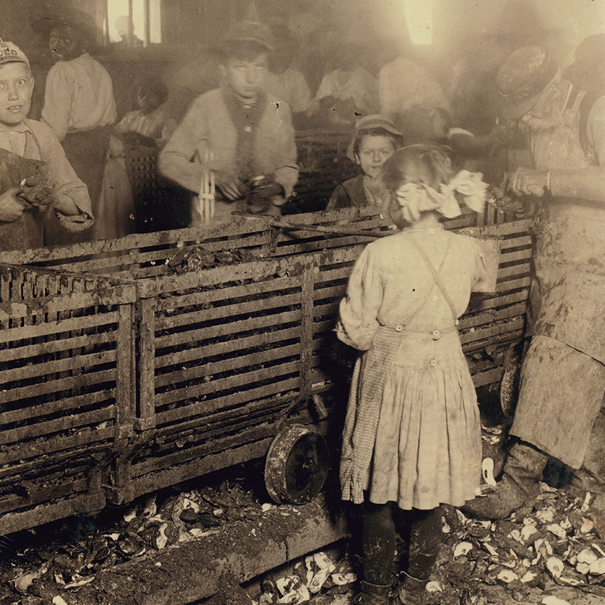 Gruesome Pictures From The 1900s Showing The Struggles Of Working Children Before Child Labor Was Abolished