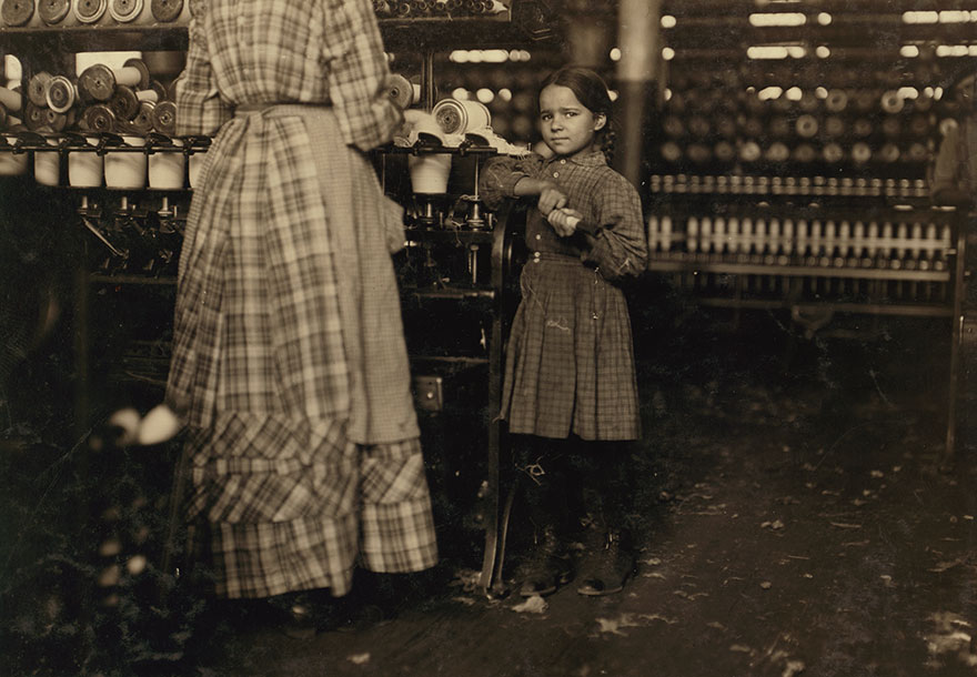 Gruesome Pictures From The 1900s Showing The Struggles Of Working Children Before Child Labor Was Abolished