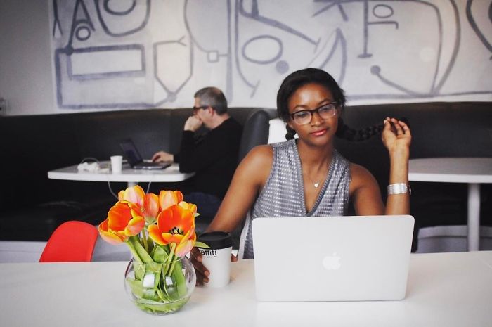 Internet Trolls Make Fun Of This Victoria’s Secret Model For Saying She Can Code, Get Shut Down With Perfect Reply Internet Trolls Make Fun Of This Victoria’s Secret Model For Saying She Can Code, Get Shut Down With Perfect Reply