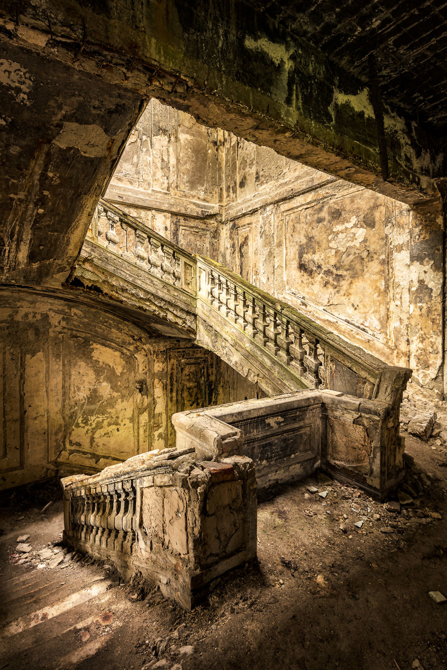 After Photographing Nearly 500 Abandoned Locations, I Came Across Stunning Abkhazia After Photographing Nearly 500 Abandoned Locations, I Came Across Stunning Abkhazia