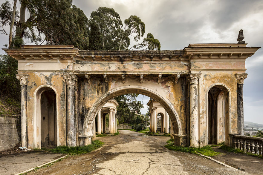 After Photographing Nearly 500 Abandoned Locations, I Came Across Stunning Abkhazia After Photographing Nearly 500 Abandoned Locations, I Came Across Stunning Abkhazia