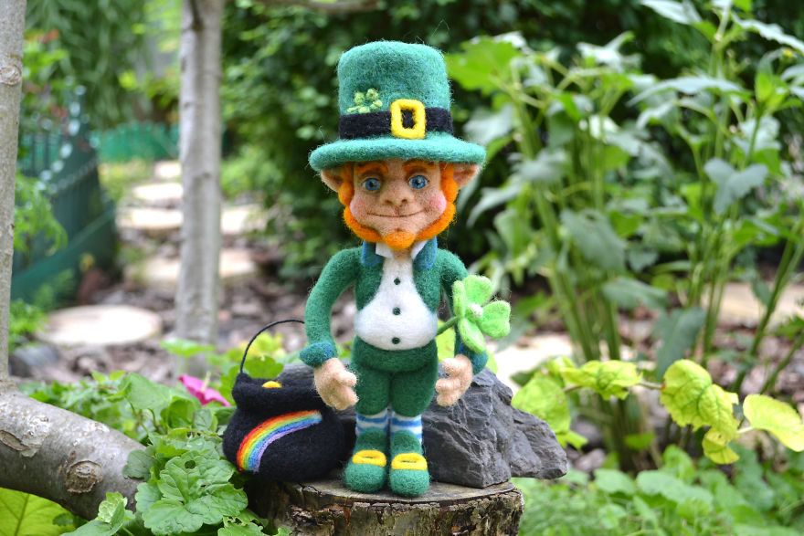 I Make Needle Felted Dolls Out Of Sheep&#8217;s Wool