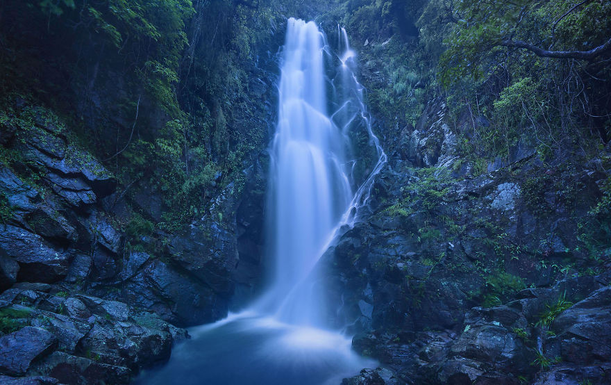 You Won&#8217;t Believe These 12 Photos Are Shot In One Of The World&#8217;s Densest Cities