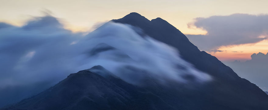 You Won&#8217;t Believe These 12 Photos Are Shot In One Of The World&#8217;s Densest Cities