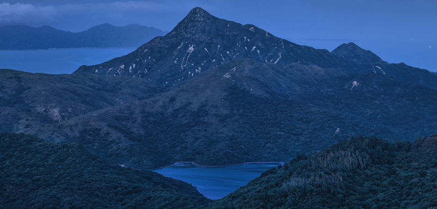 You Won&#8217;t Believe These 12 Photos Are Shot In One Of The World&#8217;s Densest Cities