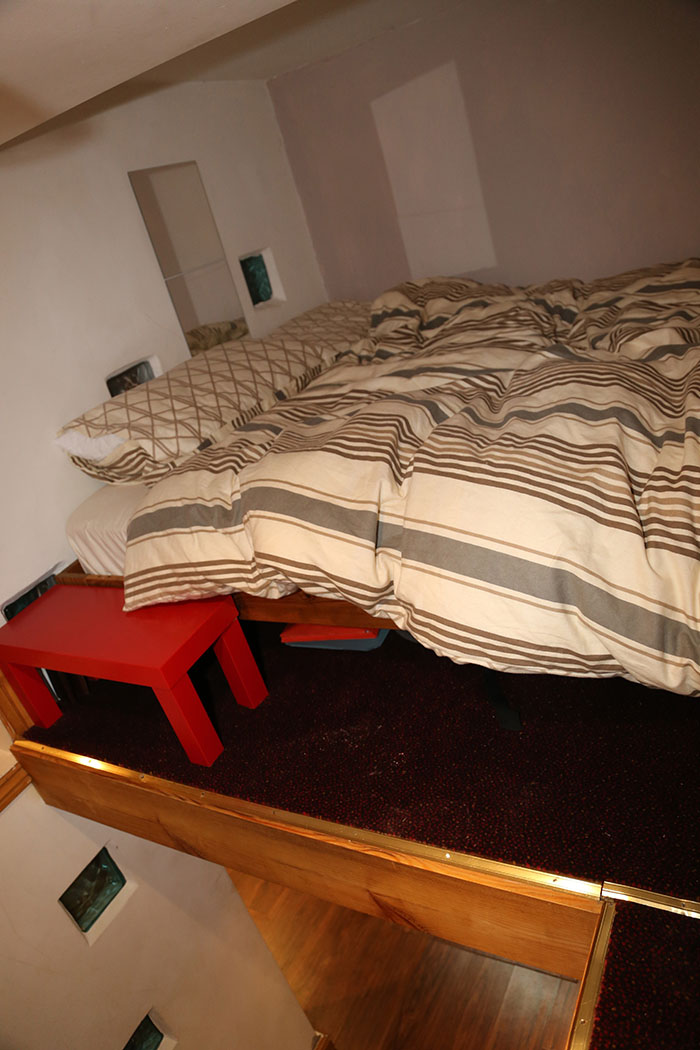 Guy Discovers A Trap Door In His Apartment Floor, Finds Something That Wasn’t In The Lease Guy Discovers A Trap Door In His Apartment Floor, Finds Something That Wasn’t In The Lease