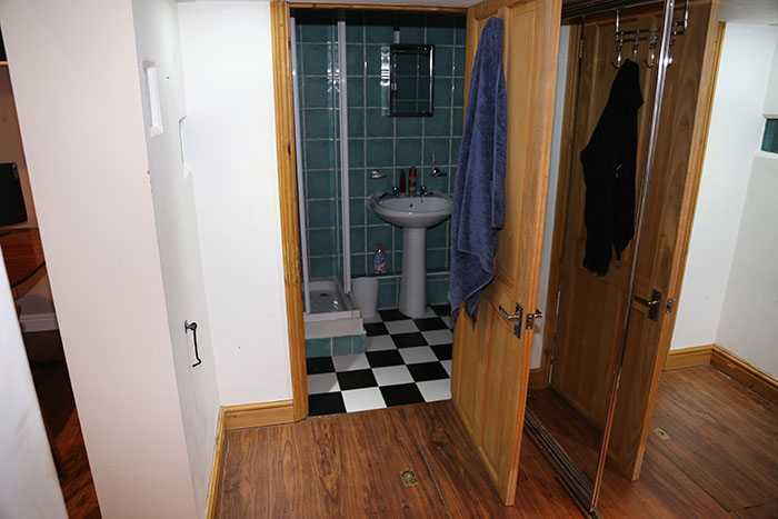 Guy Discovers A Trap Door In His Apartment Floor, Finds Something That Wasn’t In The Lease Guy Discovers A Trap Door In His Apartment Floor, Finds Something That Wasn’t In The Lease