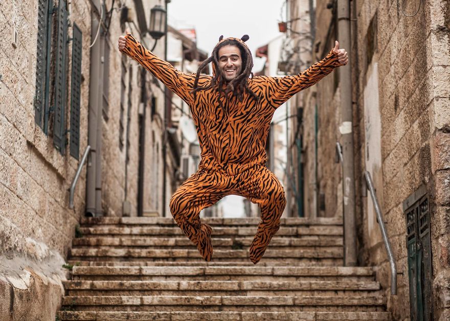 I’ve Photographed Hundreds Of People Wearing A Tiger Suit I’ve Photographed Hundreds Of People Wearing A Tiger Suit