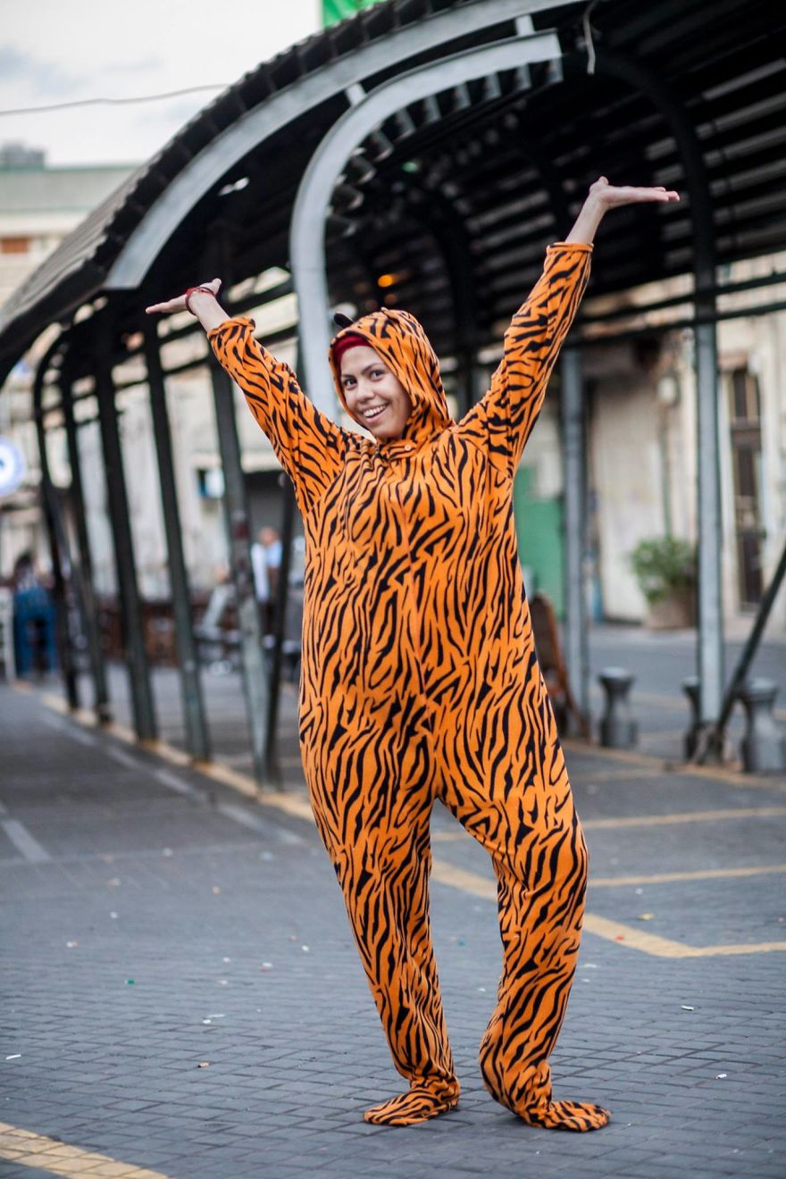 I’ve Photographed Hundreds Of People Wearing A Tiger Suit I’ve Photographed Hundreds Of People Wearing A Tiger Suit
