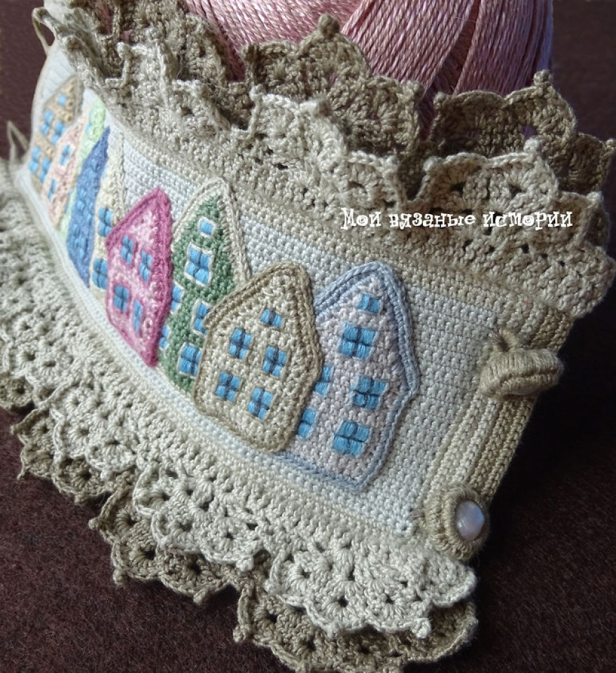 Cosy Crocheted Houses And Streets In Brooches Cosy Crocheted Houses And Streets In Brooches