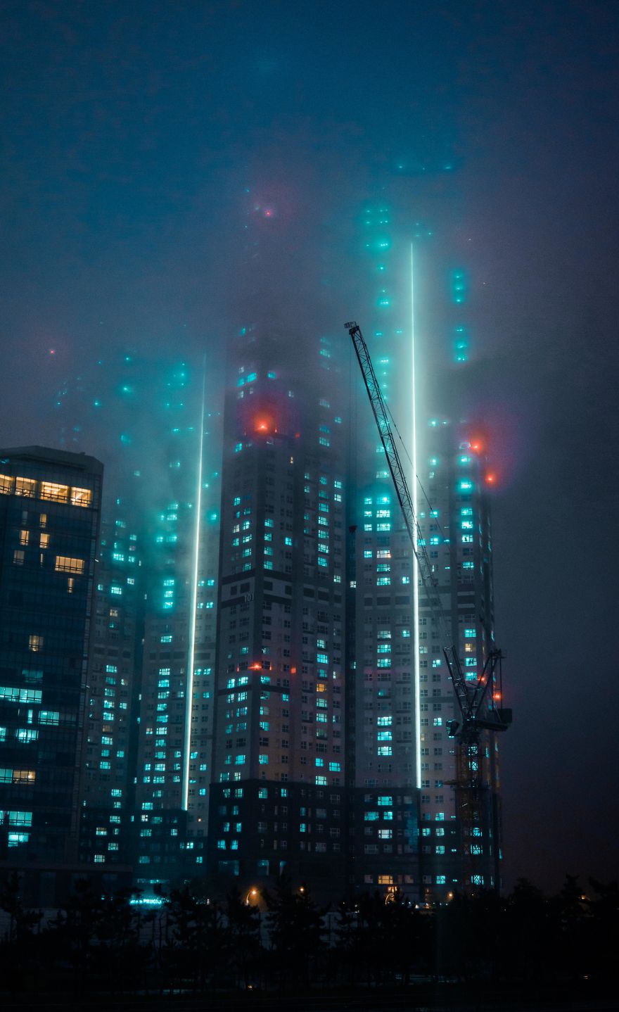 14 Images From The Time Fog Made My City Look Like A Blade Runner Movie Set 14 Images From The Time Fog Made My City Look Like A Blade Runner Movie Set