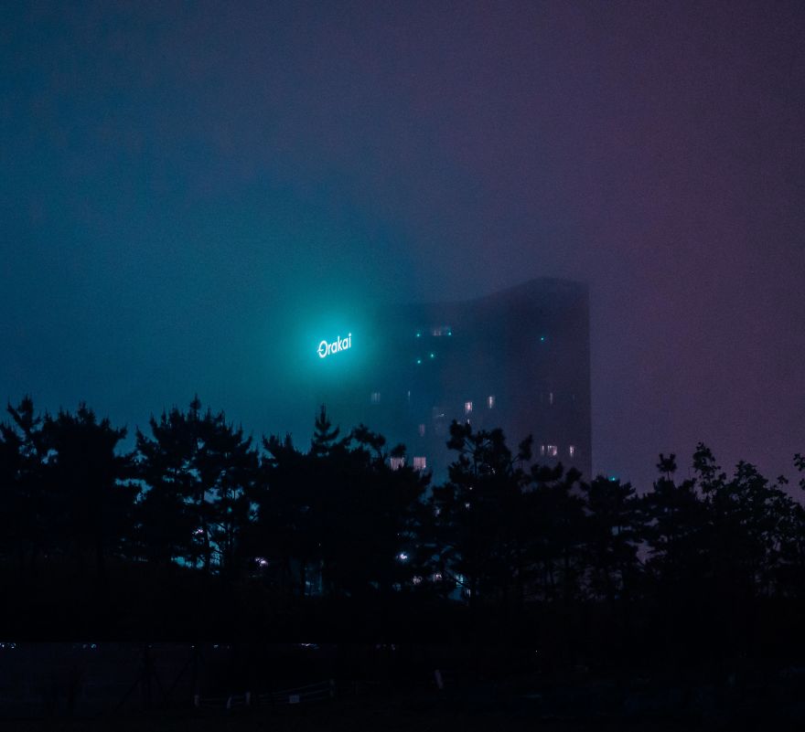 14 Images From The Time Fog Made My City Look Like A Blade Runner Movie Set