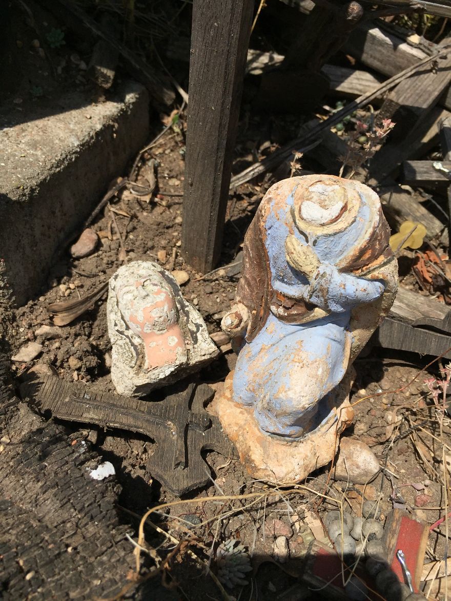 Hill Of Hundreds &#038; Thousands Of Crosses
