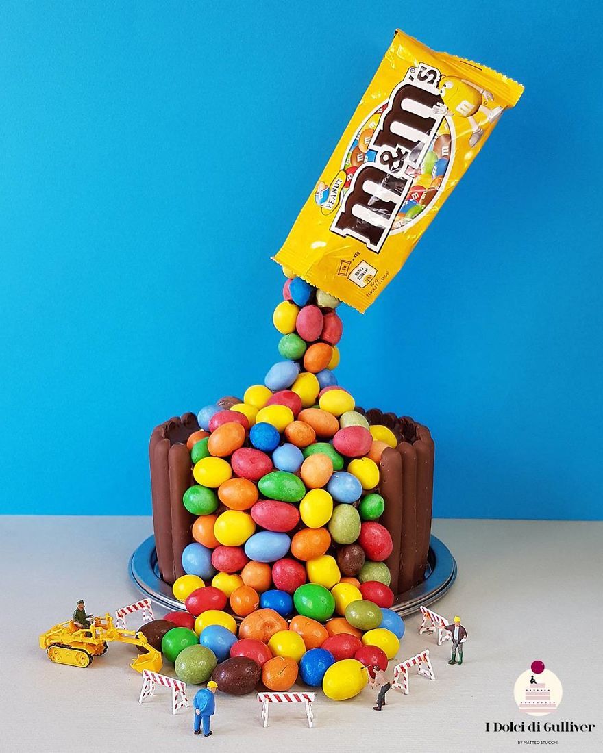 Confectioner Uses Desserts And Miniature People To Create Imaginary Situations