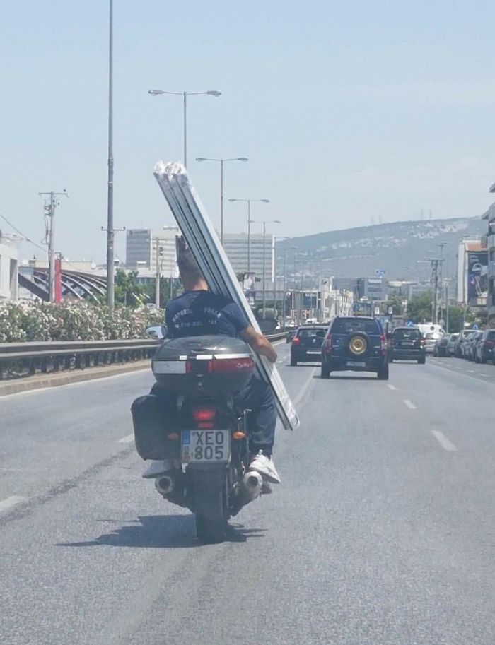 82 Dumb Drivers Who Should Not Be Allowed On The Road 82 Dumb Drivers Who Should Not Be Allowed On The Road