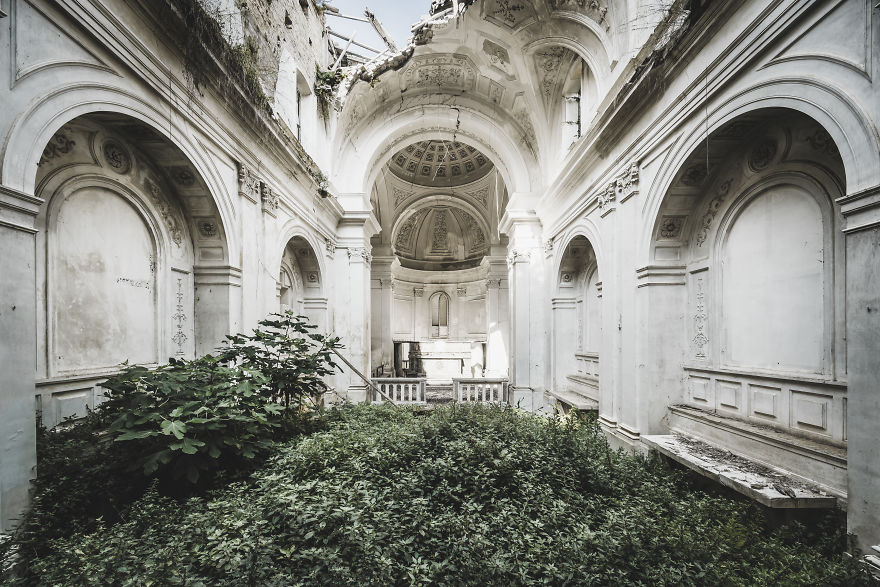 I Spent 6 Months Travelling Around Europe And The USA Exploring Some Of The Most Incredible Abandoned Locations I Spent 6 Months Travelling Around Europe And The USA Exploring Some Of The Most Incredible Abandoned Locations