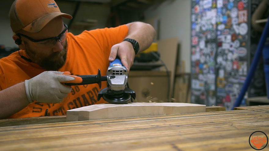 Carving A Giant Utility Knife Entirely Out Of Wood Carving A Giant Utility Knife Entirely Out Of Wood