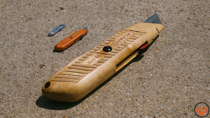 Carving A Giant Utility Knife Entirely Out Of Wood Carving A Giant Utility Knife Entirely Out Of Wood