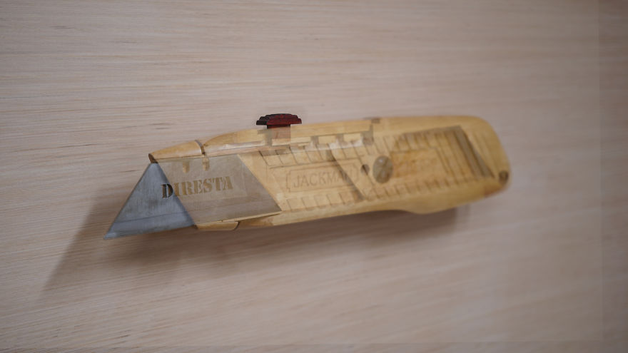 Carving A Giant Utility Knife Entirely Out Of Wood Carving A Giant Utility Knife Entirely Out Of Wood