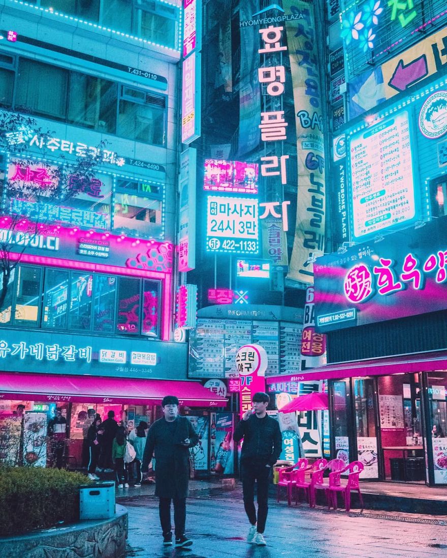 27 Photos From My Neon Hunting In Cyberpunk Cities Of Asia