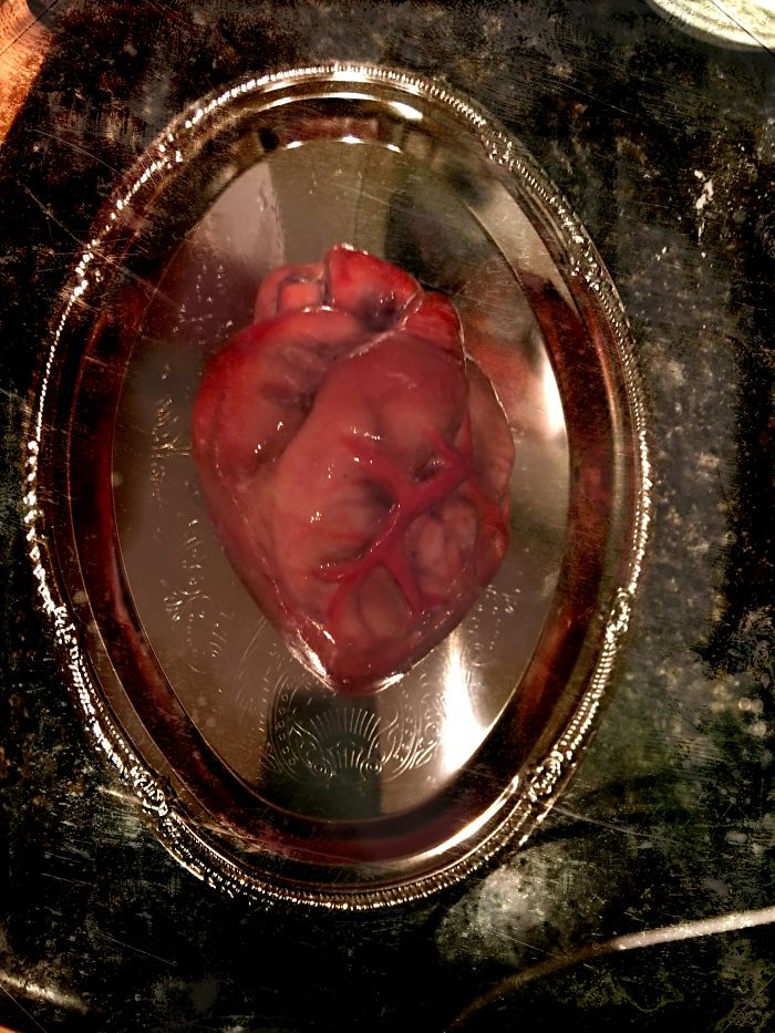 Confectioner Makes 27 Creepy Desserts, And It Will Take Courage To Cut Into Them Confectioner Makes 27 Creepy Desserts, And It Will Take Courage To Cut Into Them