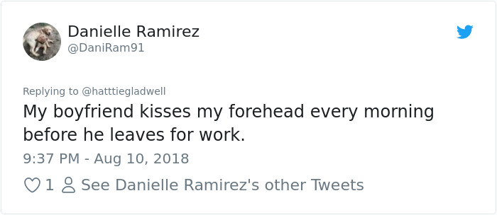 People Are Sharing ‘Non-Romantic’ Ways Their Partners Show Love, And We Wish This Thread Would Never End People Are Sharing ‘Non-Romantic’ Ways Their Partners Show Love, And We Wish This Thread Would Never End