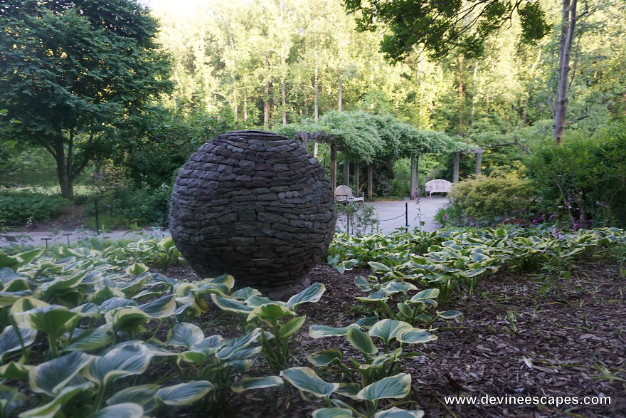I Build Garden Sphere Sculptures From Pieces Of Stone, Using No Glue Or Cement I Build Garden Sphere Sculptures From Pieces Of Stone, Using No Glue Or Cement