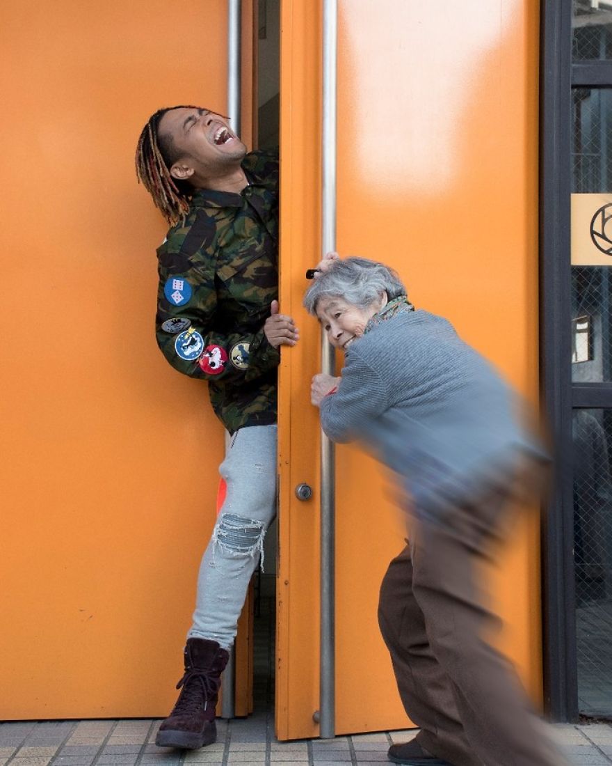 Ever Since This 90-Year-Old Japanese Grandma Discovered Photography She Can’t Stop Taking Hilarious Self-Portraits (New Pics)