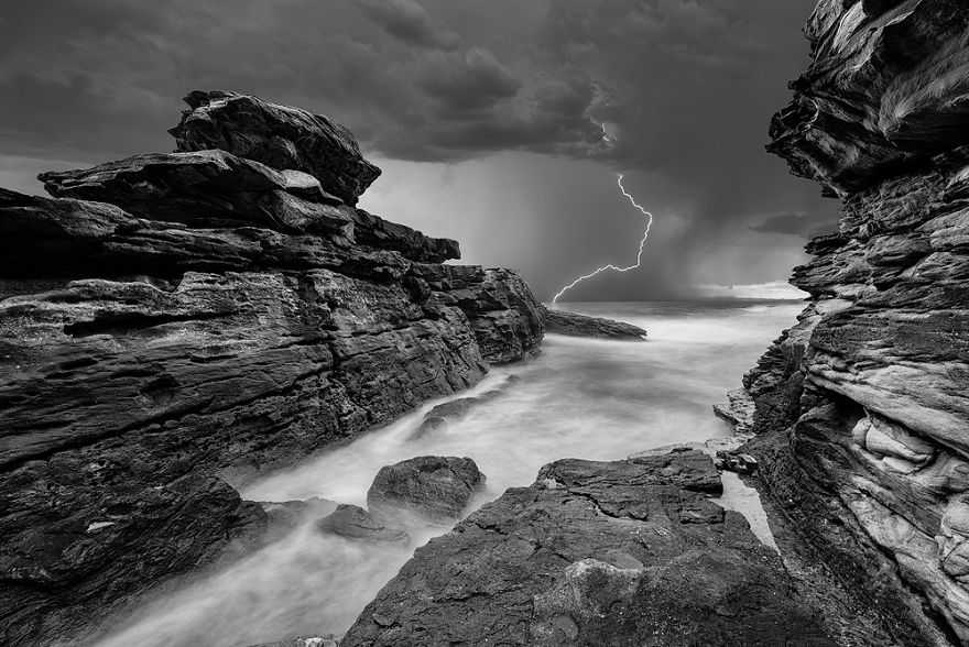 I Photographed Dramatic Seascape Photos Of The Raging Ocean