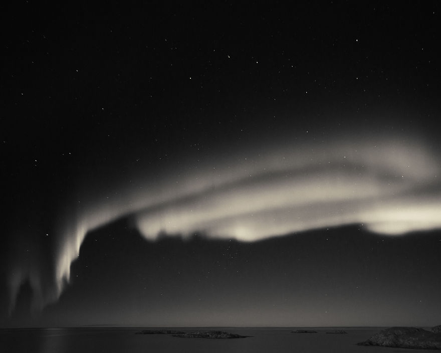 Monochromatic Aurora Borealis