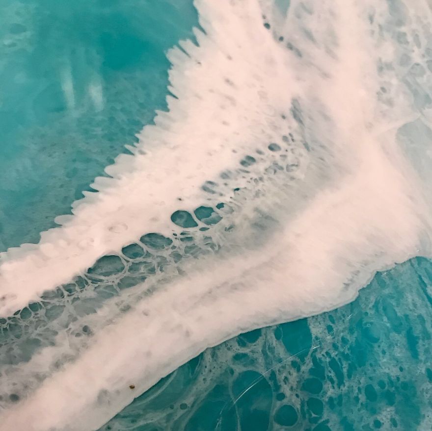 I Am An Abstract Resin Artist From Florida Who Specializes In Wave And Beach Paintings