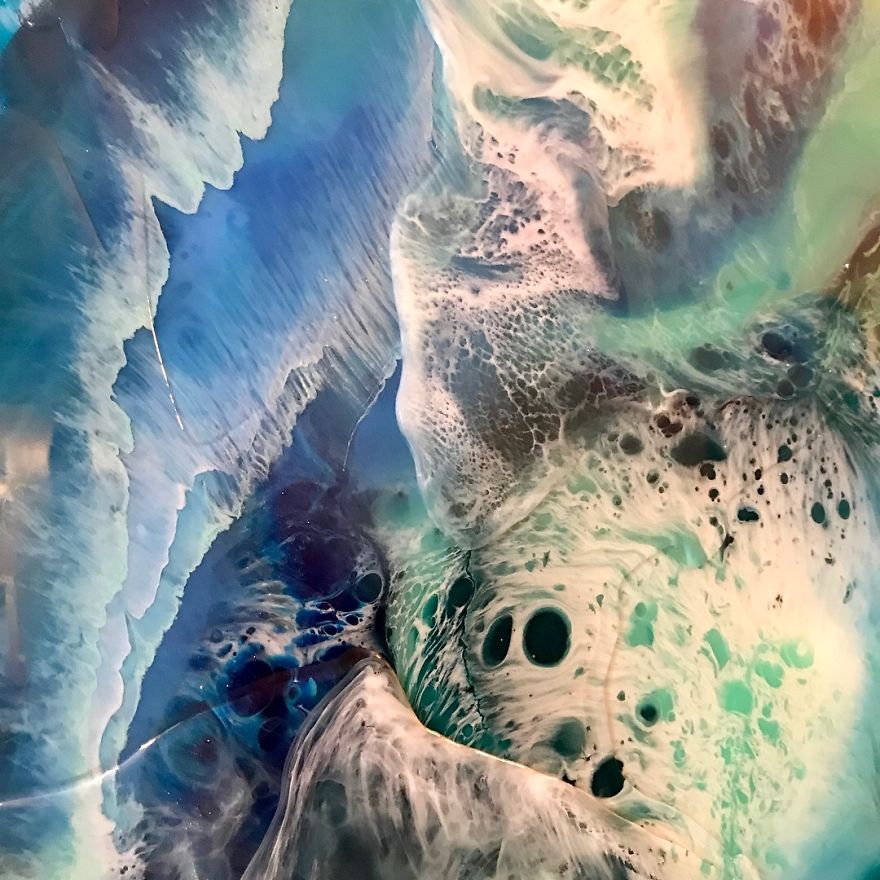 I Am An Abstract Resin Artist From Florida Who Specializes In Wave And Beach Paintings