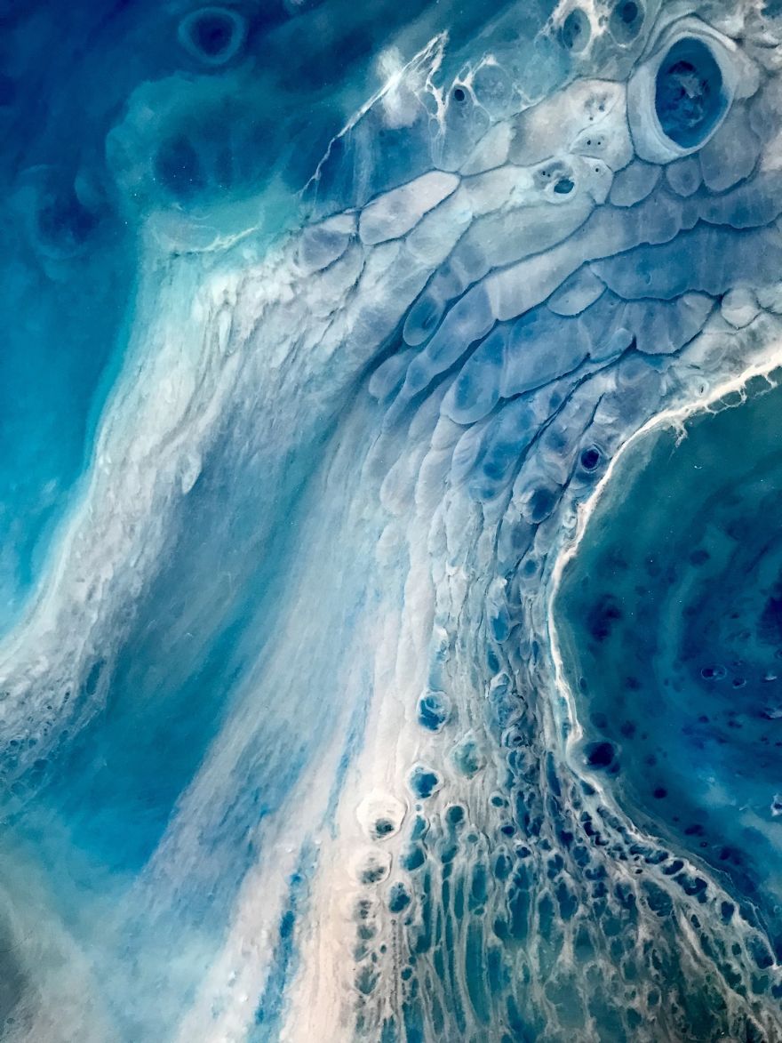 I Am An Abstract Resin Artist From Florida Who Specializes In Wave And Beach Paintings