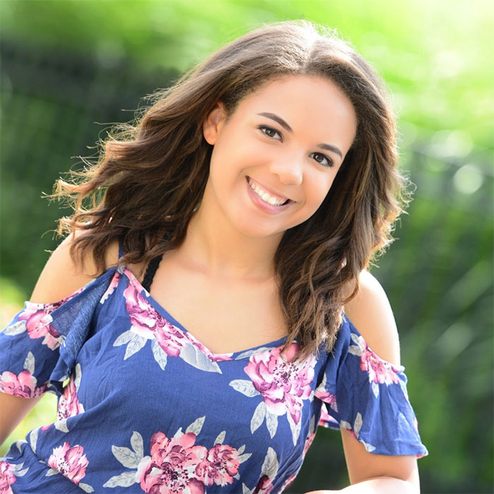 Girl Goes Viral On Twitter For Delivering All The Real Facts About Vaccines And People Can’t Thank Her Enough Girl Goes Viral On Twitter For Delivering All The Real Facts About Vaccines And People Can’t Thank Her Enough