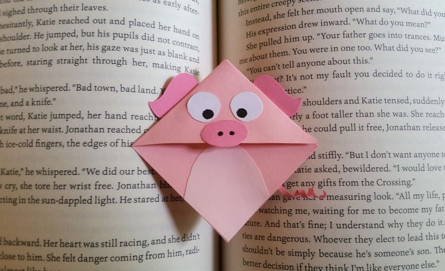 Adorable Handmade Corner Bookmarks Adorable Handmade Corner Bookmarks